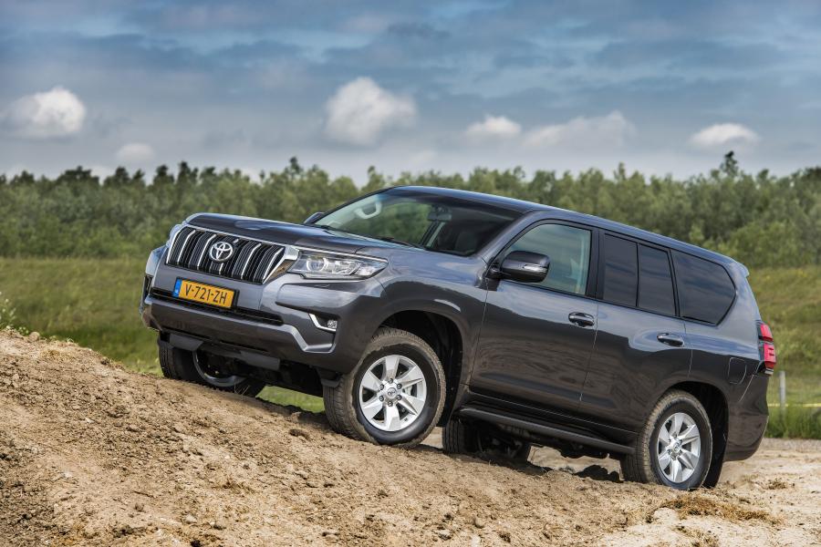  Toyota Land Cruiser Challenger 2019 года  (NL) (фото 3 из 6)